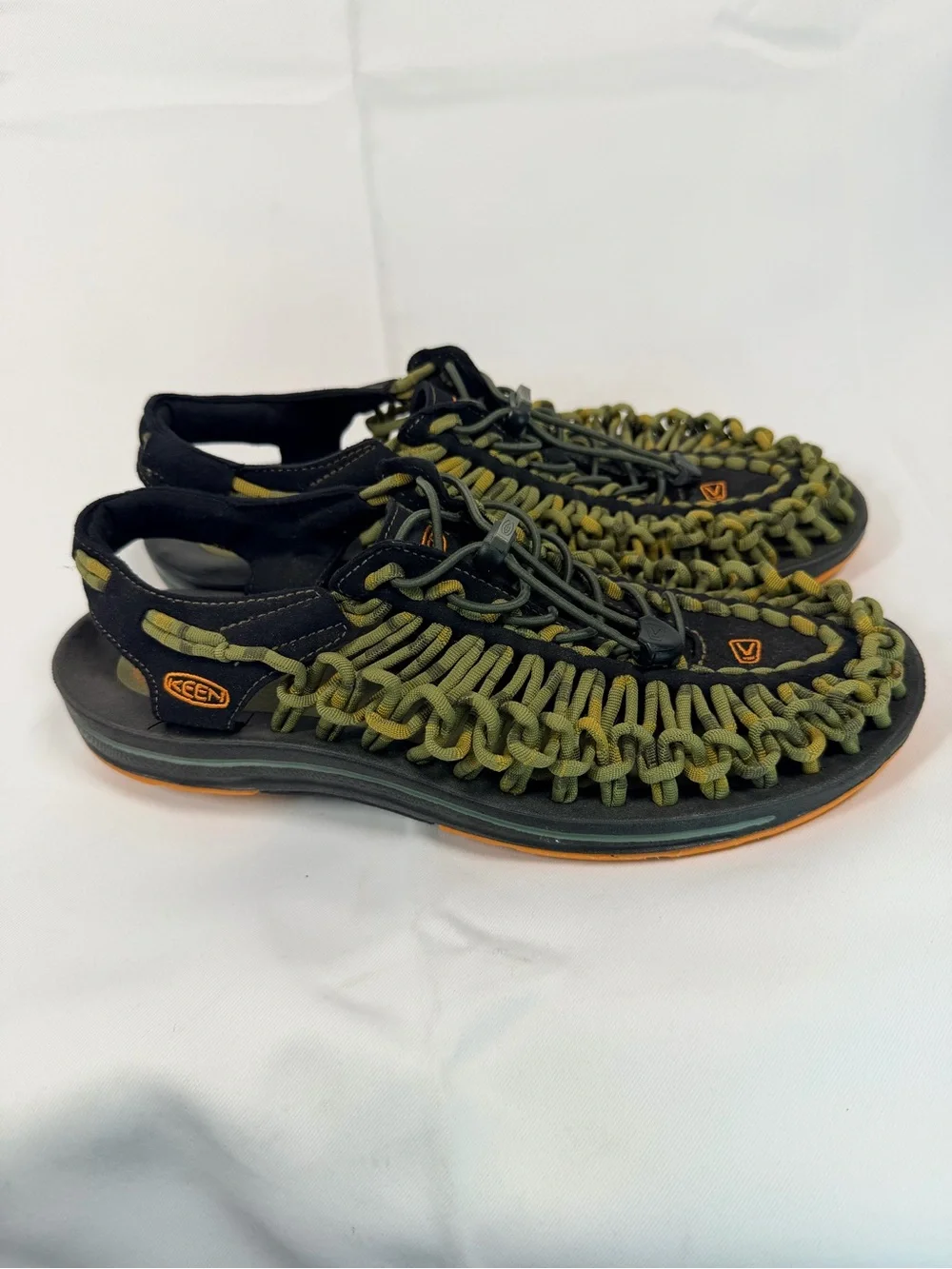 KEEN Men’s Size 10 Shoes Sandals Woven Outdoors Hiking Uneek Style Bungee Cords